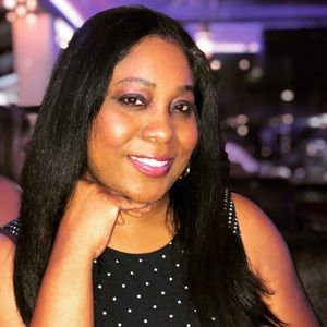 Meet your Posher, Kendra